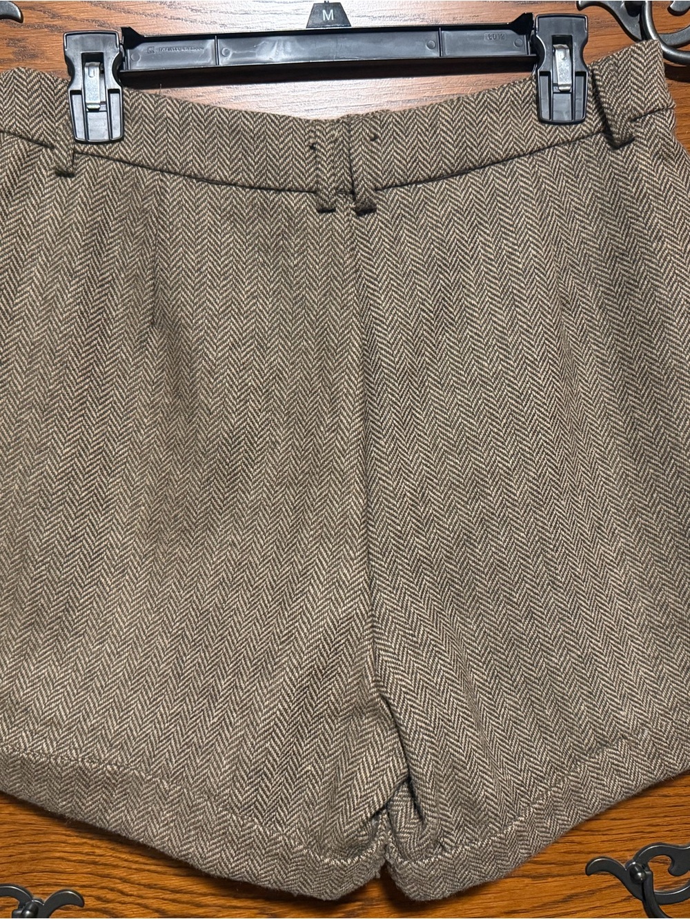 Rodeo Quincy Holman Embroidered Brown Herringbone Women's Blazer and Shorts - Picture 7 of 8